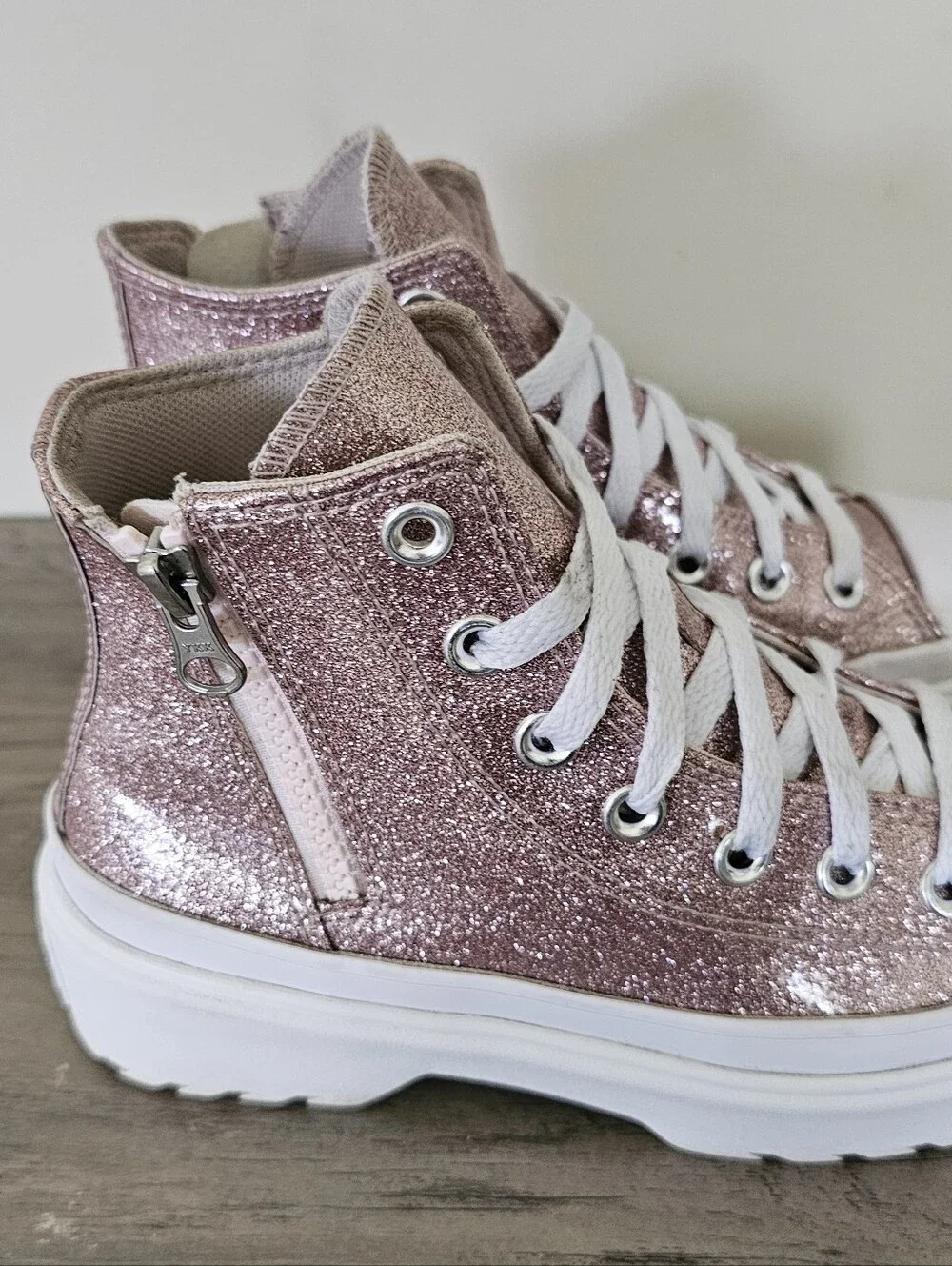 Converse Pink Rose Glitter High-Top Platform Sneakers Chuck Lugged Girls 2